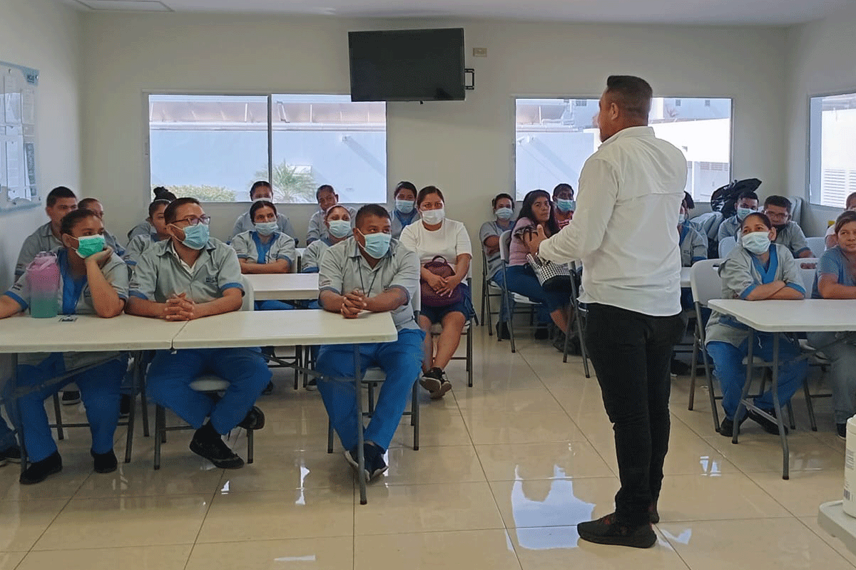 HICAS impulsa oportunidades laborales en la Feria de Empleo